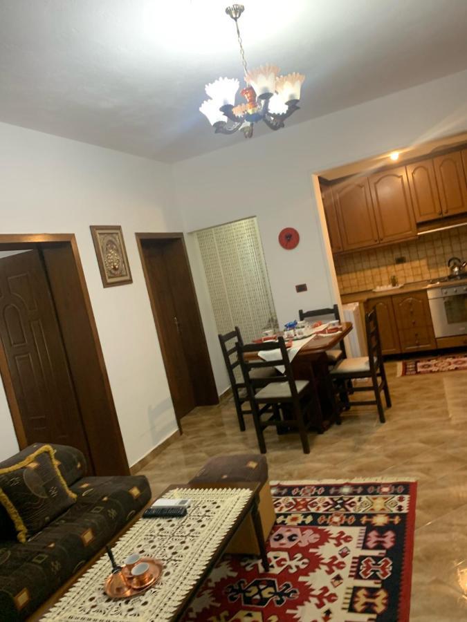 Vila Demaj! Free Parking Berat Dış mekan fotoğraf